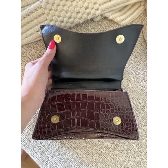 Vintage Y2K Mini Oxblood Brown Croc Embossed Patent Leather Abstract Handbag - Picture 12 of 16